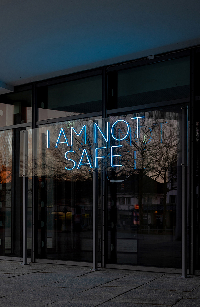 Safe/notSafe, Ariel Reichman, Kunstmuseum Wolfsburg. Photo: Marek Kruszewski