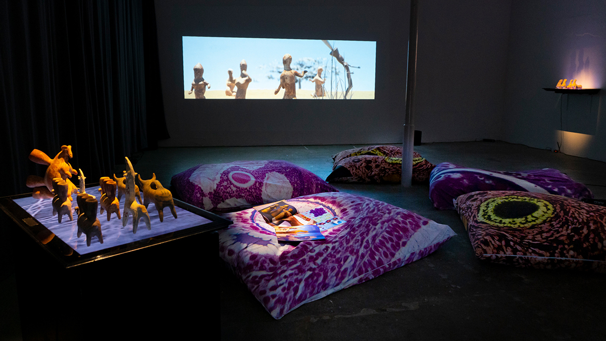 (M)otherland, Exhibition View, OnCurating Project Space, Zurich, 2021.