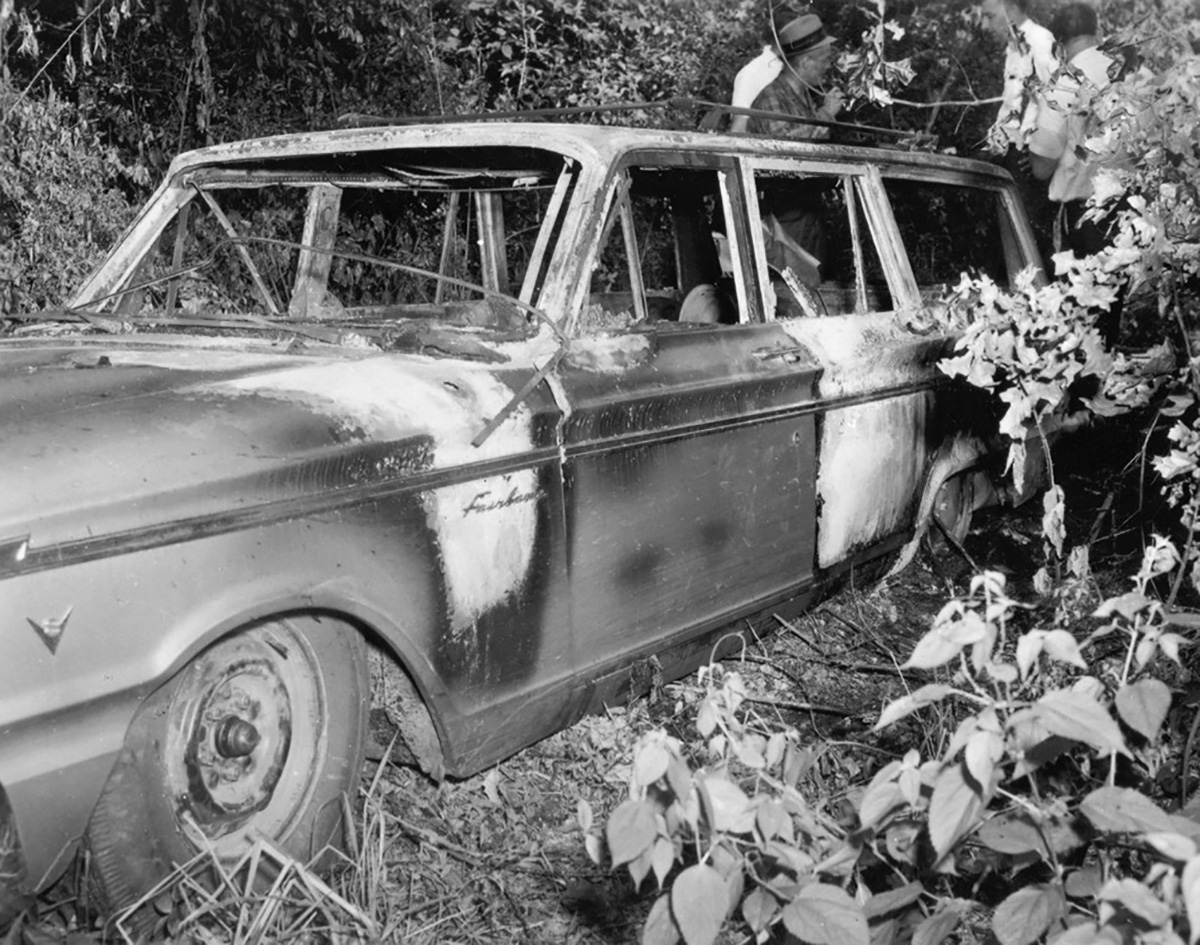 The burned-out station wagon of the three CORE activists. (Source: Public Domain. FBI).
