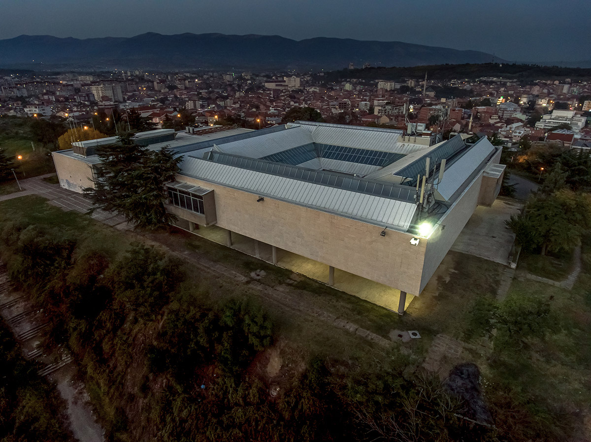 ContraContraBeacon, Obsessive Possessive Aggression (2016, group exhibition Sculptural), object transforming  the Museum of Contemporary Art Skopje into a lighthouse transmitting a Morse-code call for critical thought  in relation to authoritarian narratives. Photo by OPA.