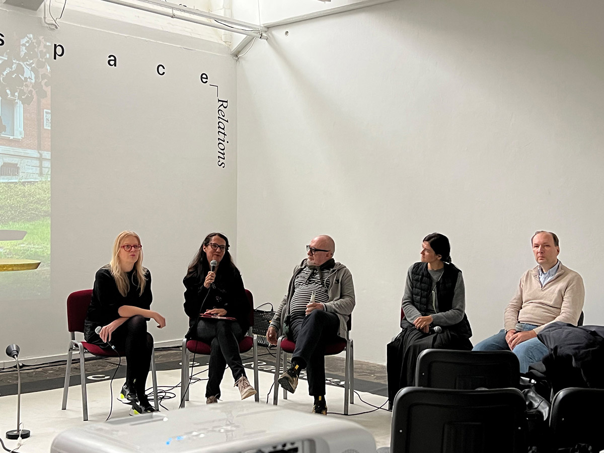 Panel discussion with Branka Benčić, Mojca Puncer, Călin Dan, &nbsp;Senka Ibrišimbegović and Zoran Erić, Photo © Archiv Mischa Kuball, Düsseldorf 2026.
